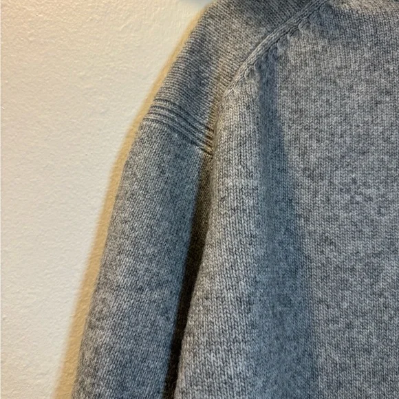 H&M Gray Ribbed Mock Neck Sweater - Picture 8 of 10